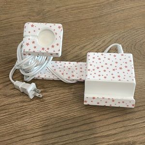Charging Dock for iPhone and Apple Watch iWatch white with pink stars
